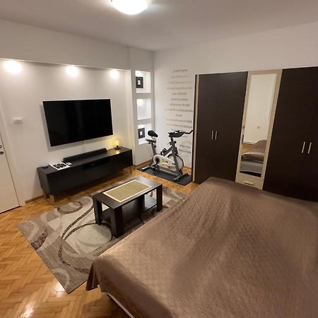 Cherrycity Apartments Belgrado Exterior foto